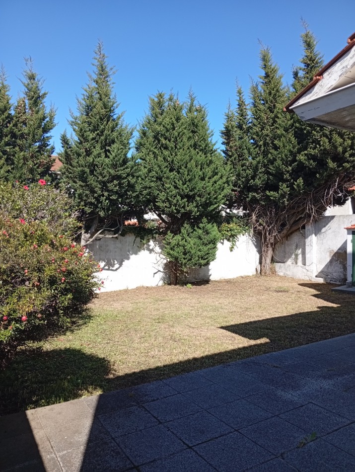 **CONFORTABLE CHALET ¡APTO CREDITO! EN PUNTA MOGOTES**