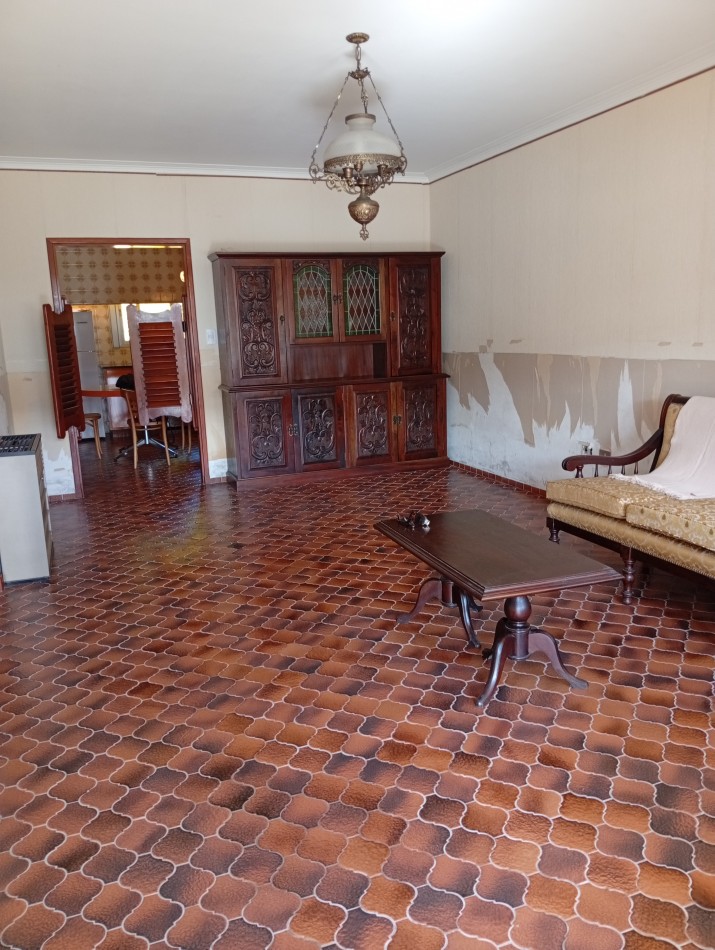 **CONFORTABLE CHALET ¡APTO CREDITO! EN PUNTA MOGOTES**
