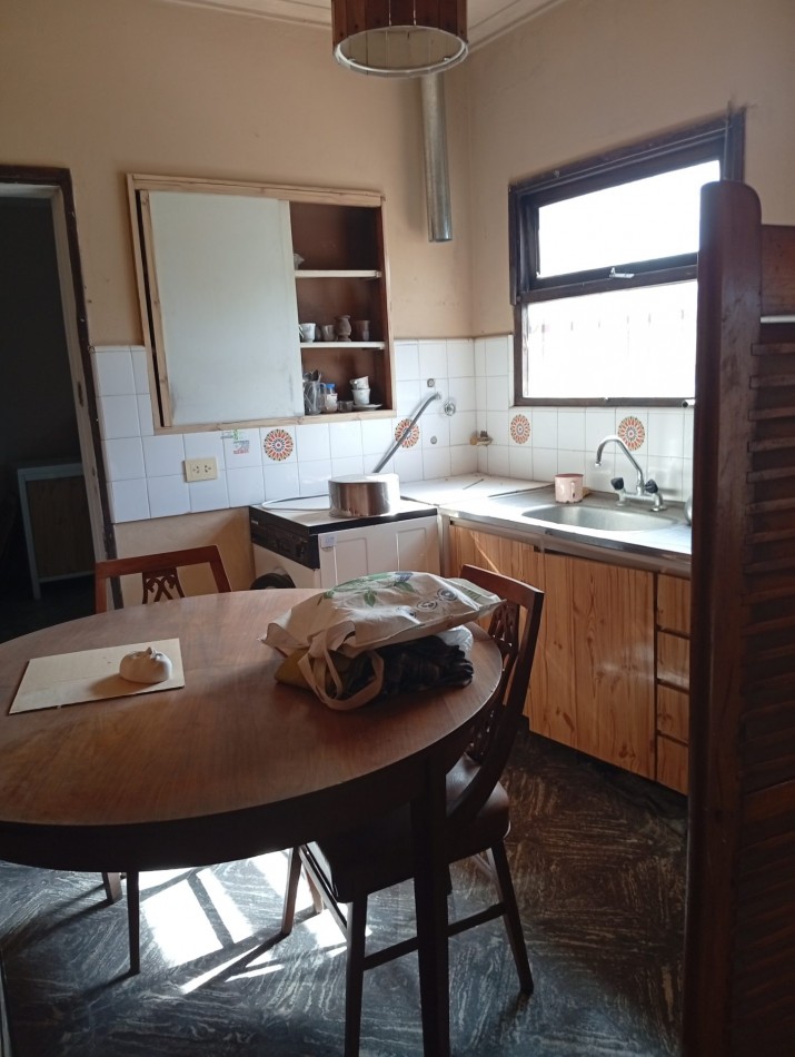 **INMUEBLE EN BLOCK EN BARRIO EL PROGRESO, SOBRE AV. FORTUNATO DE LA PLAZA**