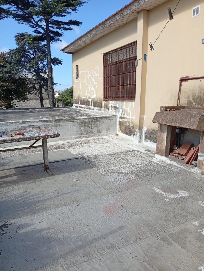 **INMUEBLE EN BLOCK EN BARRIO EL PROGRESO, SOBRE AV. FORTUNATO DE LA PLAZA**