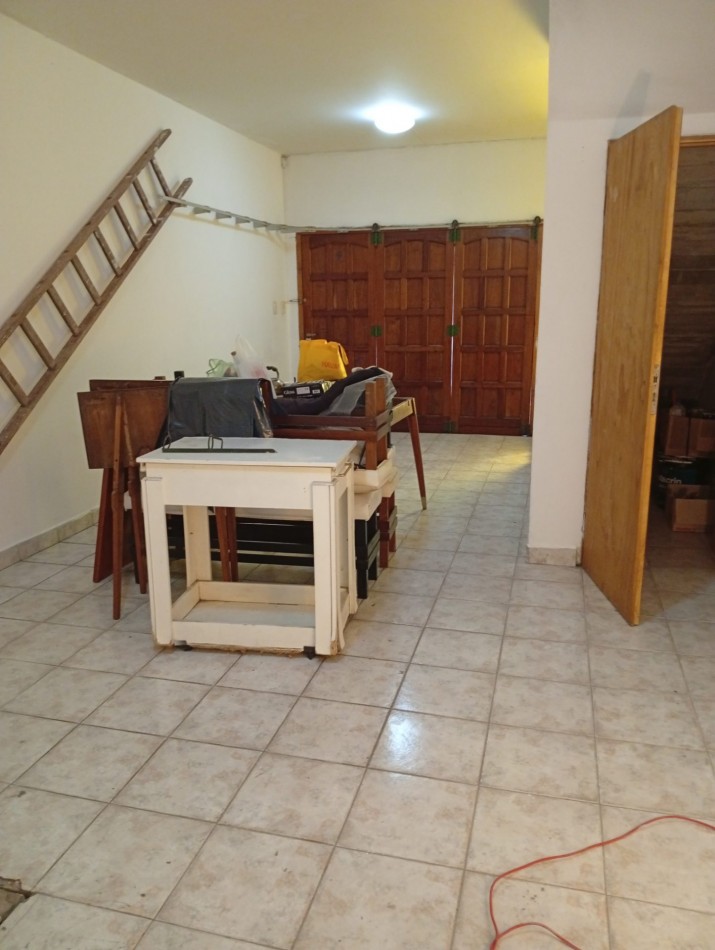 ¡IDEAL INVERSION! ** INMUEBLE EN BLOCK EN VENTA, LOCAL EN PLANTA BAJA + VIVIENDA EN PLANTA ALTA, SOBRE AV. FORTUNATO DE LA PLAZA, BARRIO COLINAS DE PERALTA RAMOS **