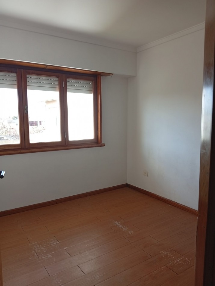 ¡IDEAL INVERSION! ** INMUEBLE EN BLOCK EN VENTA, LOCAL EN PLANTA BAJA + VIVIENDA EN PLANTA ALTA, SOBRE AV. FORTUNATO DE LA PLAZA, BARRIO COLINAS DE PERALTA RAMOS **