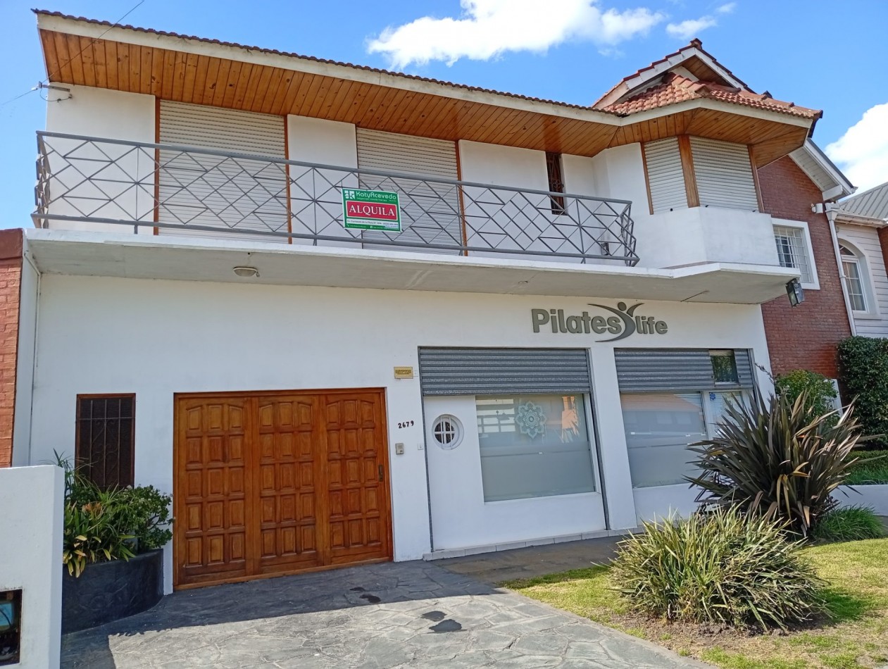 ¡IDEAL INVERSION! ** INMUEBLE EN BLOCK EN VENTA, LOCAL EN PLANTA BAJA + VIVIENDA EN PLANTA ALTA, SOBRE AV. FORTUNATO DE LA PLAZA, BARRIO COLINAS DE PERALTA RAMOS **