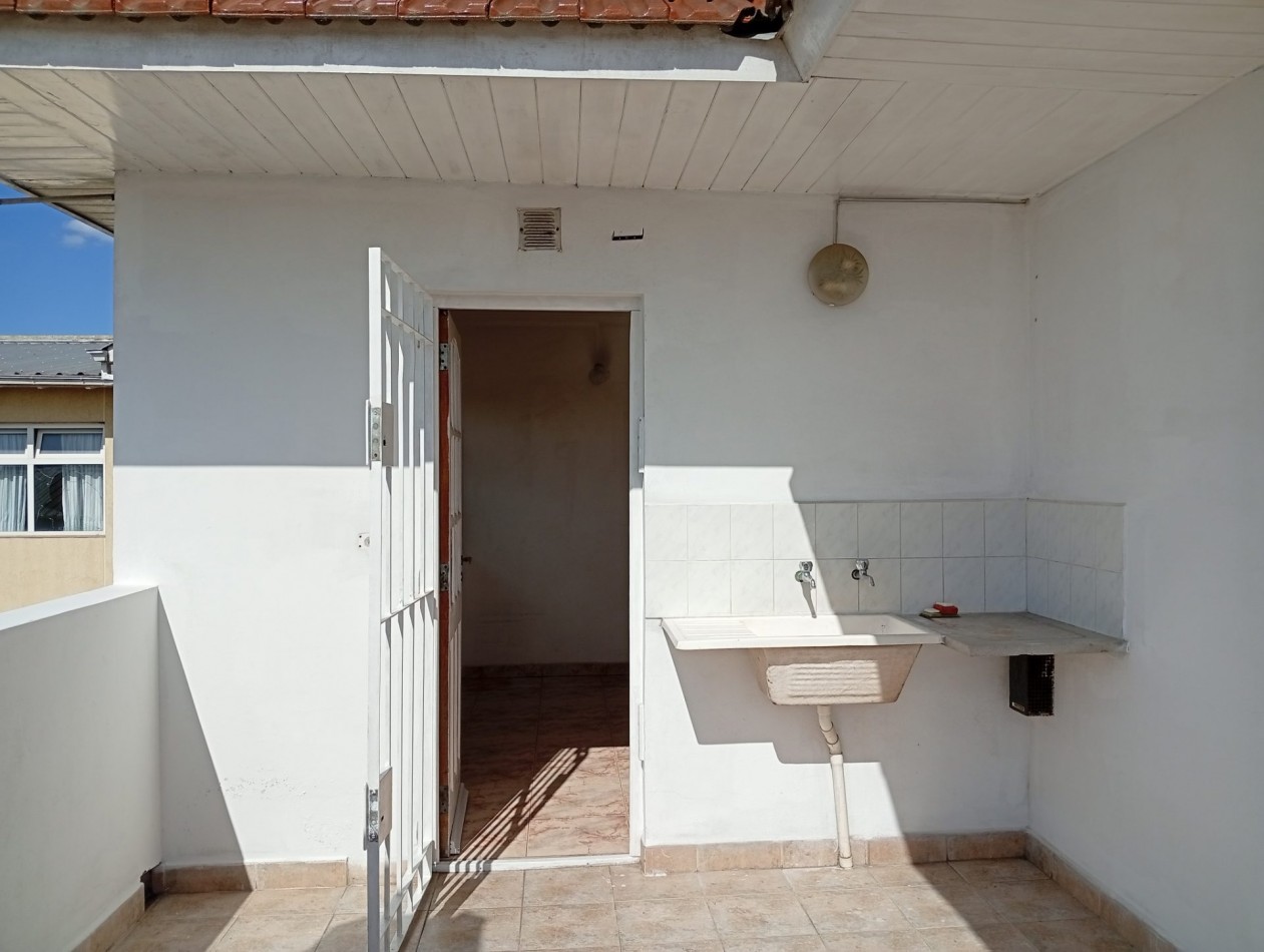 ¡IDEAL INVERSION! ** INMUEBLE EN BLOCK EN VENTA, LOCAL EN PLANTA BAJA + VIVIENDA EN PLANTA ALTA, SOBRE AV. FORTUNATO DE LA PLAZA, BARRIO COLINAS DE PERALTA RAMOS **