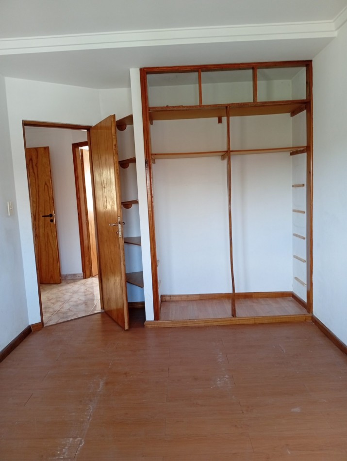 ¡IDEAL INVERSION! ** INMUEBLE EN BLOCK EN VENTA, LOCAL EN PLANTA BAJA + VIVIENDA EN PLANTA ALTA, SOBRE AV. FORTUNATO DE LA PLAZA, BARRIO COLINAS DE PERALTA RAMOS **
