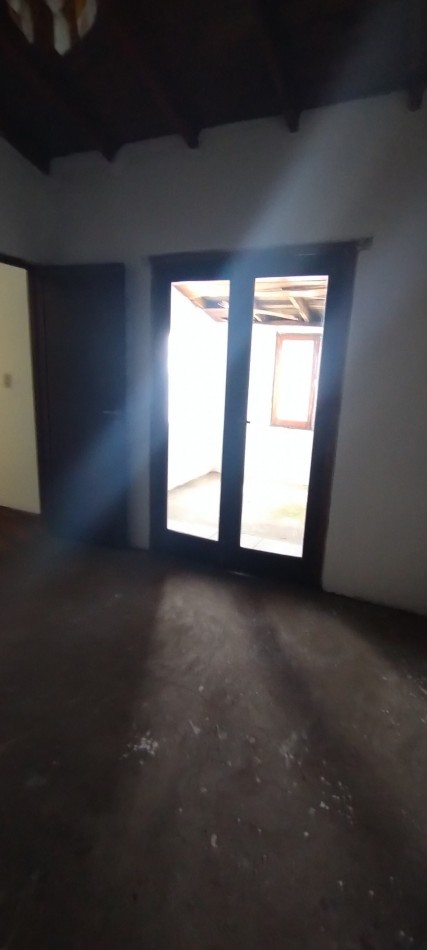 RETASADO ¡GRAN REBAJA! **CHALET EN BARRIO EL MARTILLO**