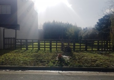 **TERRENO EN VENTA EN CAISAMAR** 